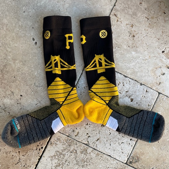 Stance MLB Pittsburgh Pirates Bridge Logo OTC Socks